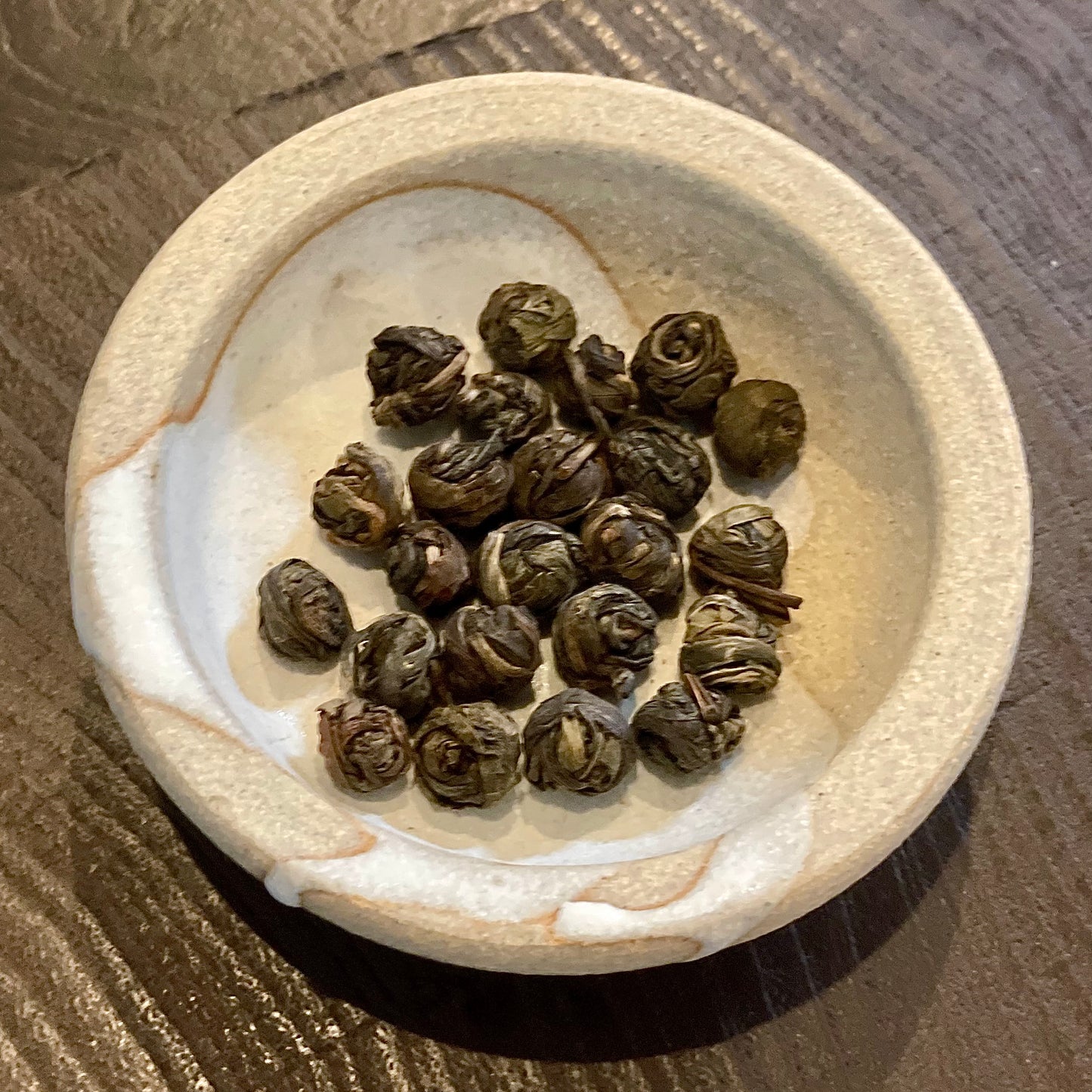 Whole leaf green tea pearls